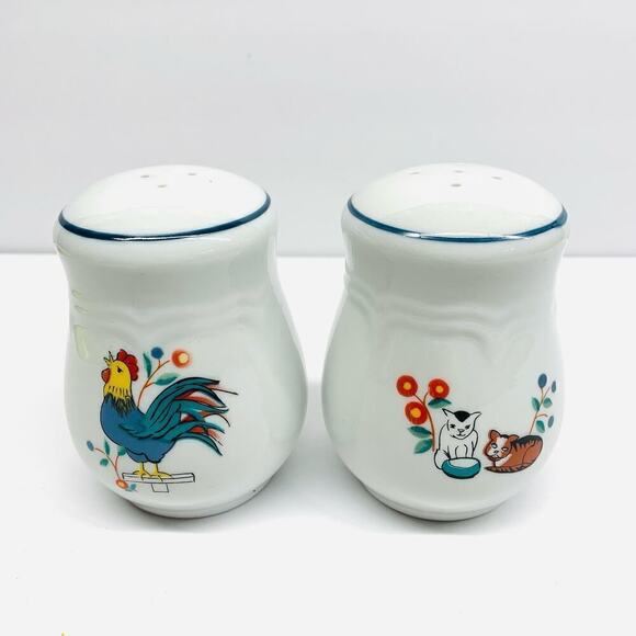 VTG Oneida Salt & Pepper Shaker Set Farmhouse Friends Rooster & Kitty Cats - Picture 1 of 9